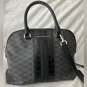 Michael Kors crossbody